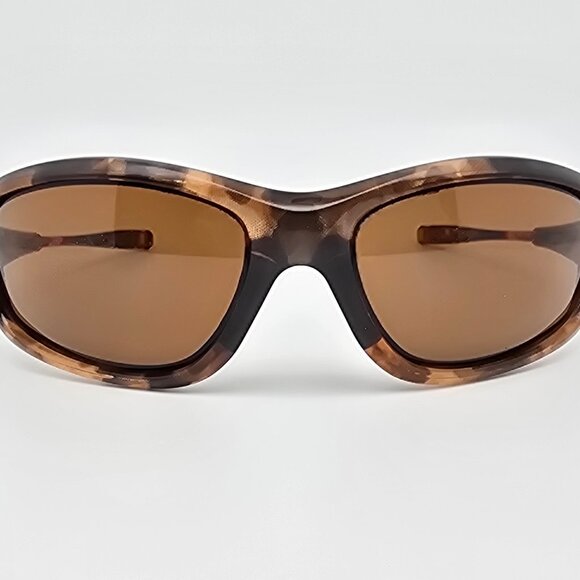 *SOLD* Oakley OO9091-03 Encounter Topaz Tortoise Frame Dark Bronze Lens Sunglass - Picture 2 of 14